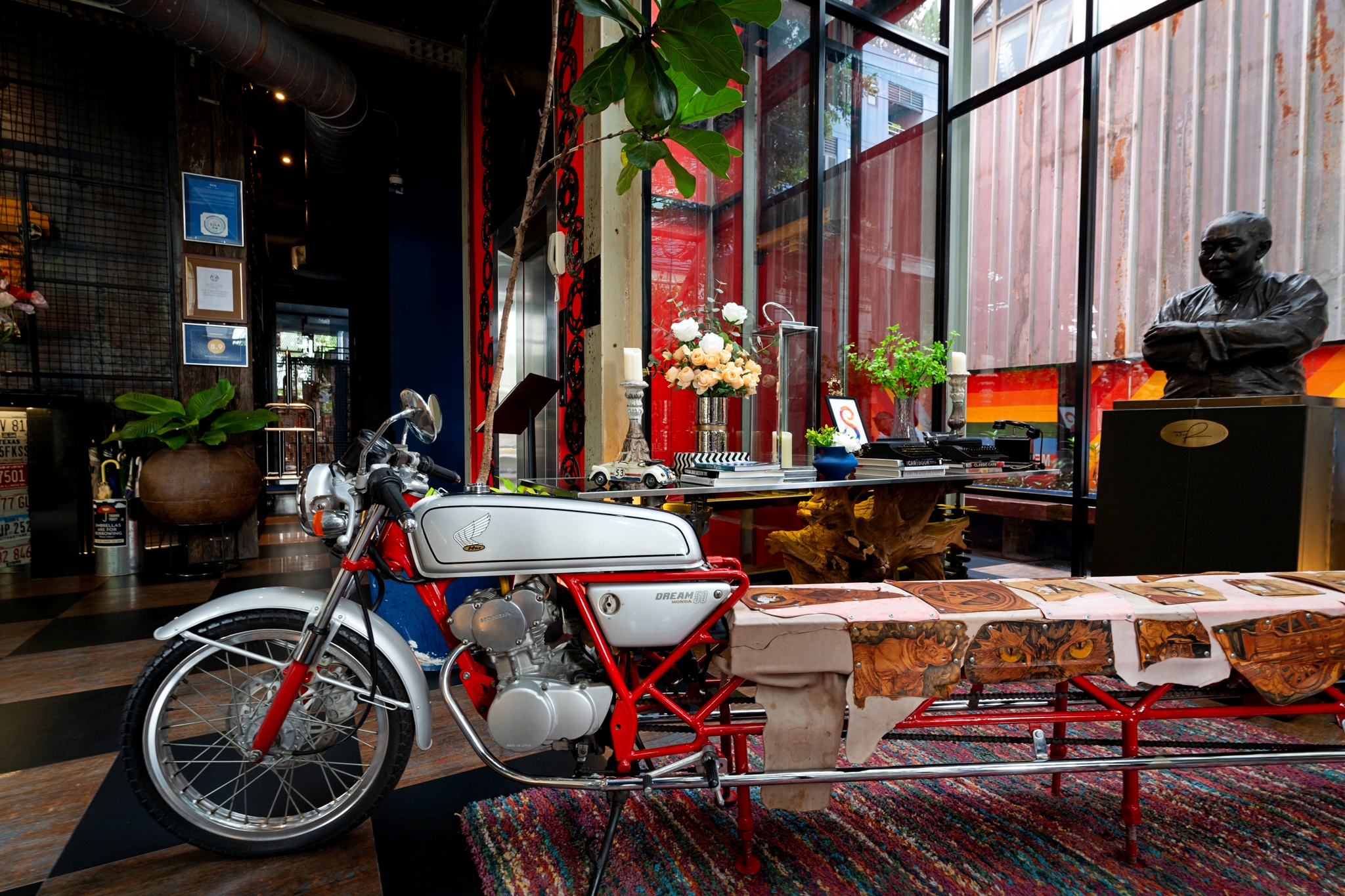 MeStyle Garage Hotel
